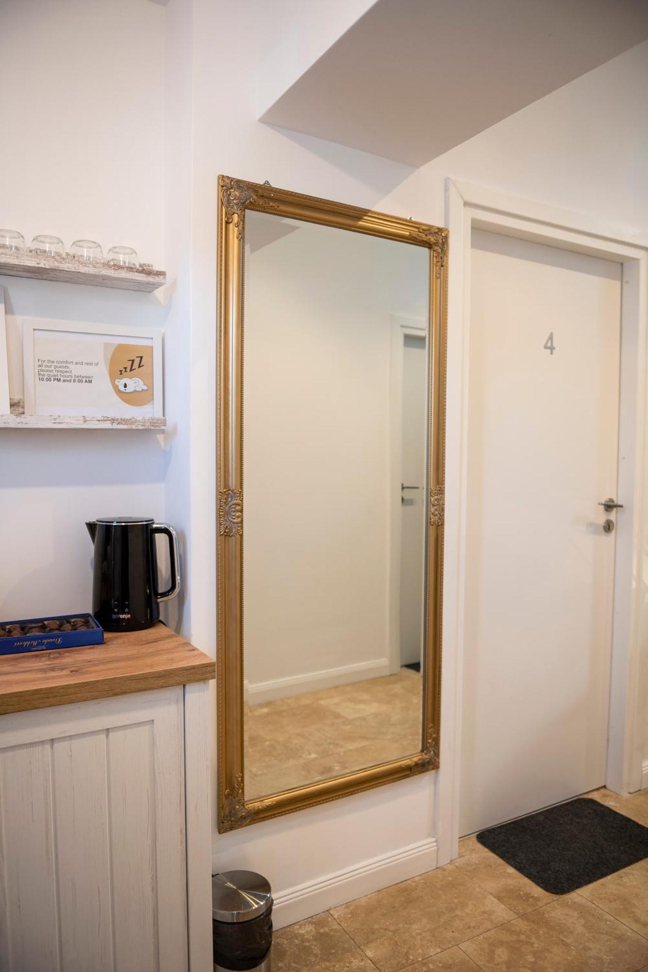 Lazynest Residence บูคาเรสต์ ภายนอก รูปภาพ