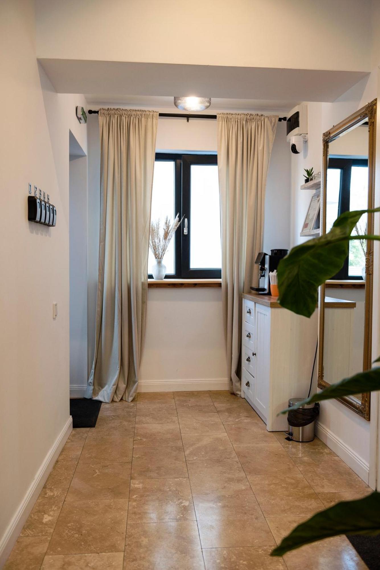 Lazynest Residence บูคาเรสต์ ภายนอก รูปภาพ